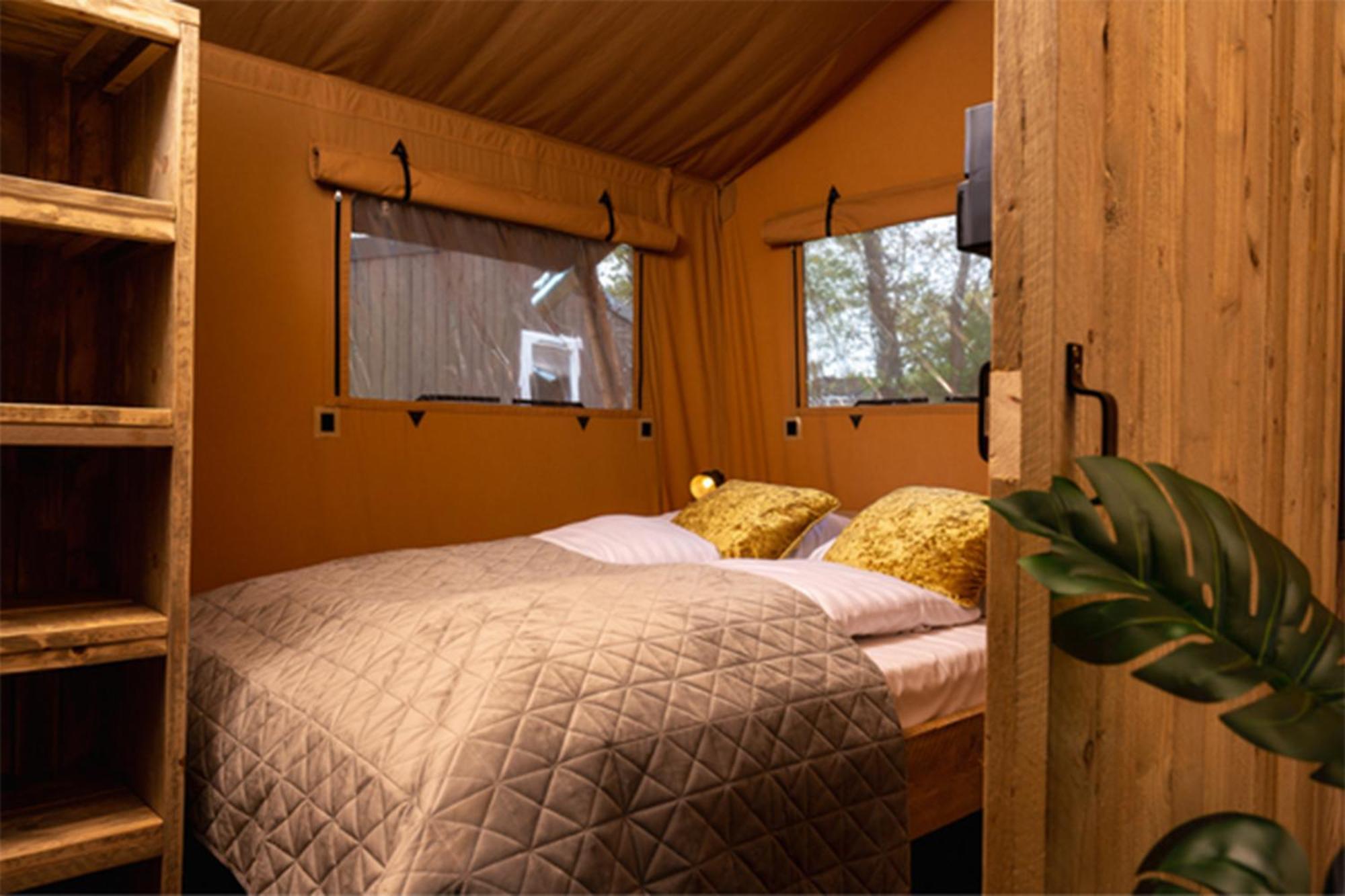 Camping Le Val De Cesse Mirepeisset ภายนอก รูปภาพ